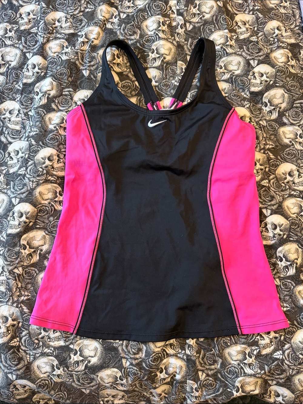Nike Black & Hot Pink Women's Athletic medium workout or swim Tank